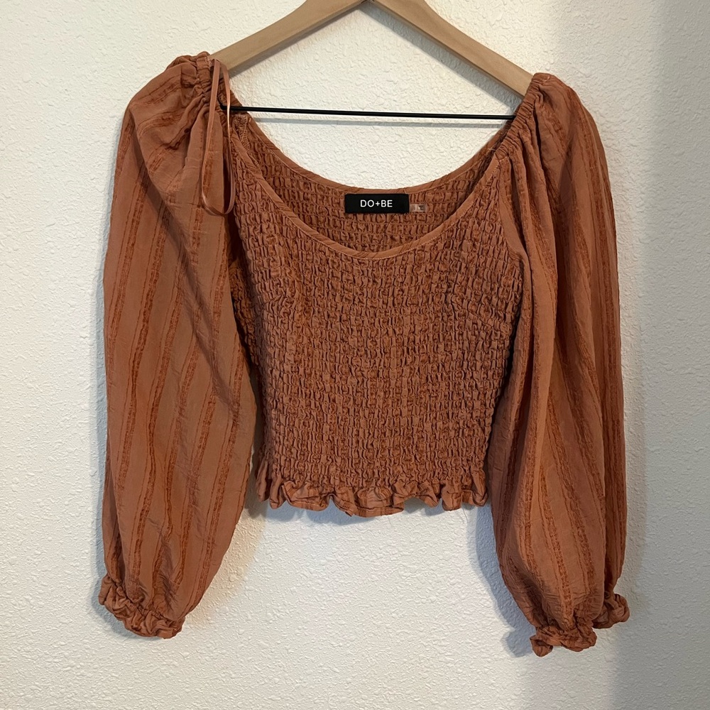DO+BE top